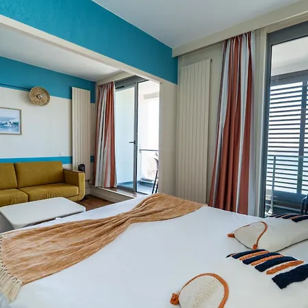Semesteranläggning (resort) Bleues Le Grand Large 3*
