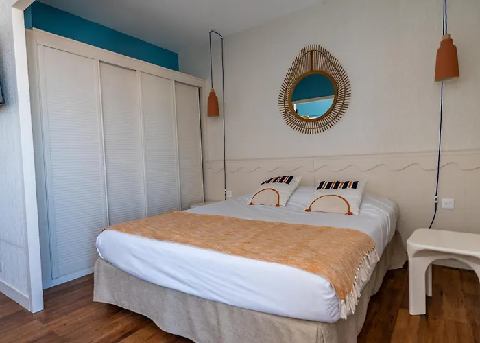 Bleues Le Grand Large Biarritz