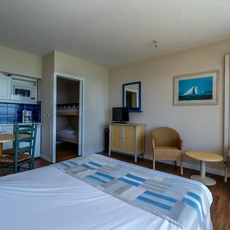 Bleues Le Grand Large リゾート 3*