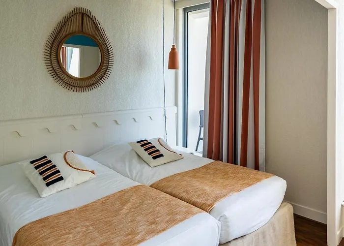 Bleues Le Grand Large リゾート 3*